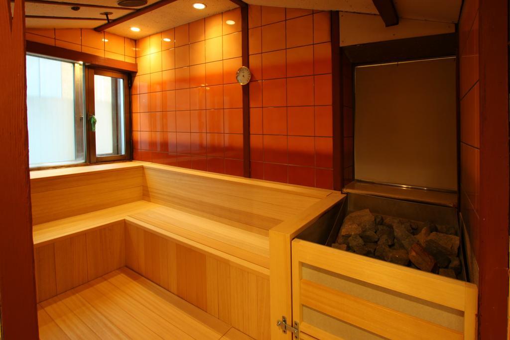 Capsule Inn Osaka Exterior photo